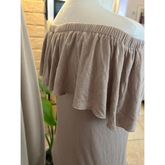 Chicaboo Maternity Newborn Maxi Dress - Picture 4 of 5